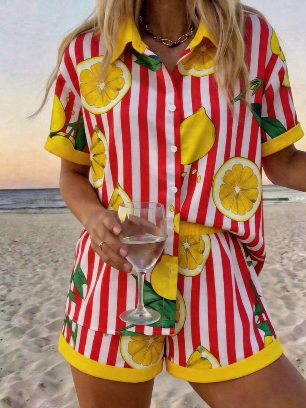 Red Casual Women's Striped Short Sleeve Shirt And Shorts Suit - Picture 5 of 5